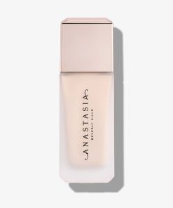 Impeccable Blurring Second-Skin Matte Foundation